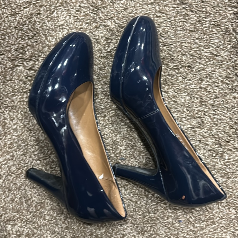 Navy Blue Pumps - Picture 3 of 8